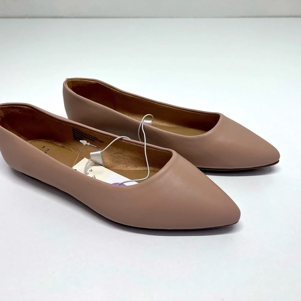 𝅺WOMEN'S Corinna Wide Width Pointed Toe Ballet Flats - A New Day